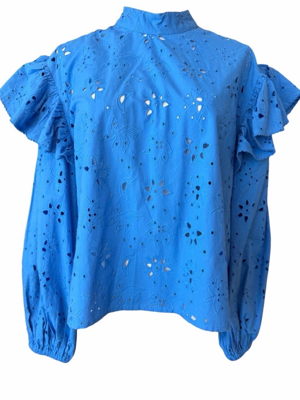C26 Chufy Eyelet Top in Blue Size M